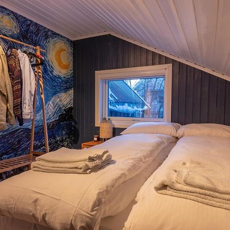 Urban And Stylish Apartment In City Centre Тромсьо Екстериор снимка