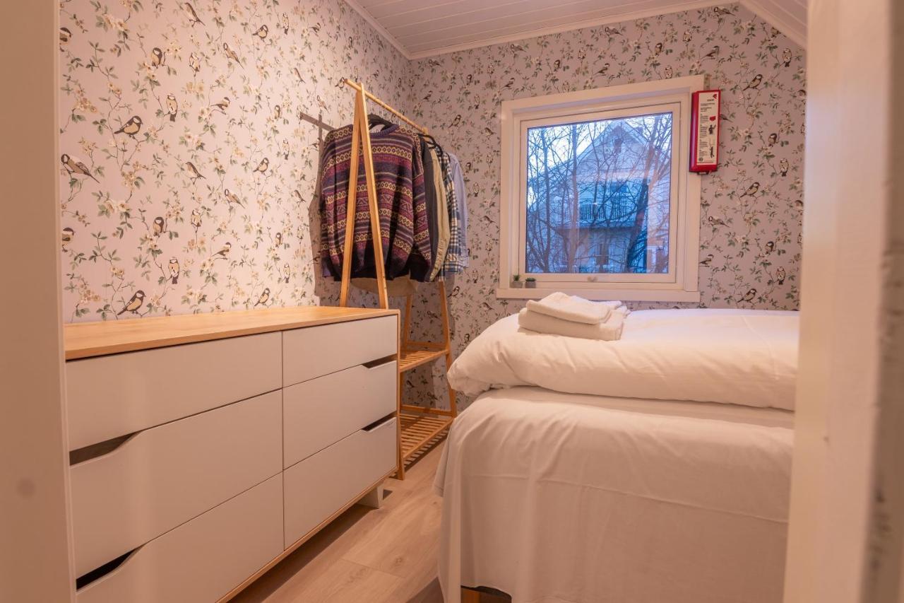 Urban And Stylish Apartment In City Centre Тромсьо Екстериор снимка