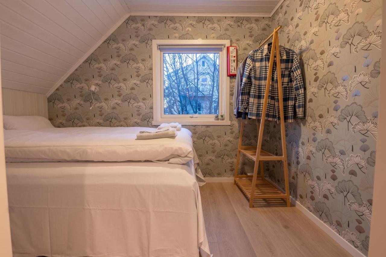 Urban And Stylish Apartment In City Centre Тромсьо Екстериор снимка